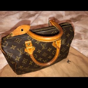 Louis Vuitton speedy 25